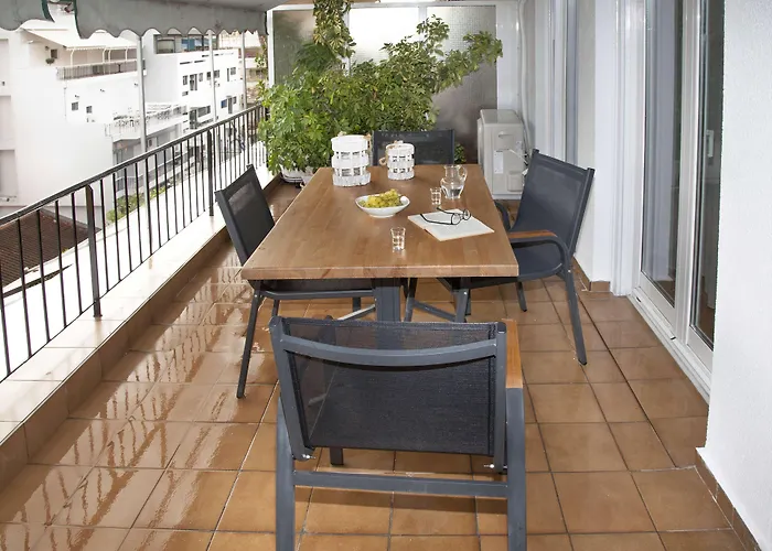 Exceptional Penthouse Close To Acropolis Museum By Ghh